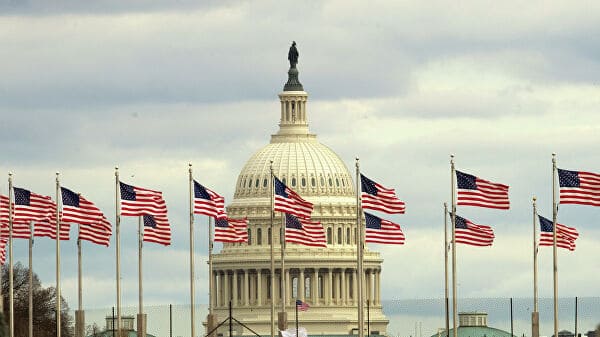 Конгресс США согласовал план поддержки экономики на $900 млрд